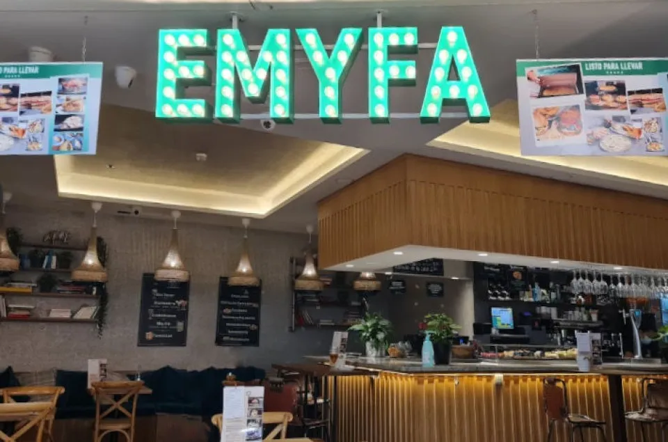 EMYFA